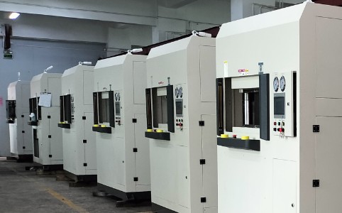 又一批玻纖熱壓成型機(jī)出廠到四川